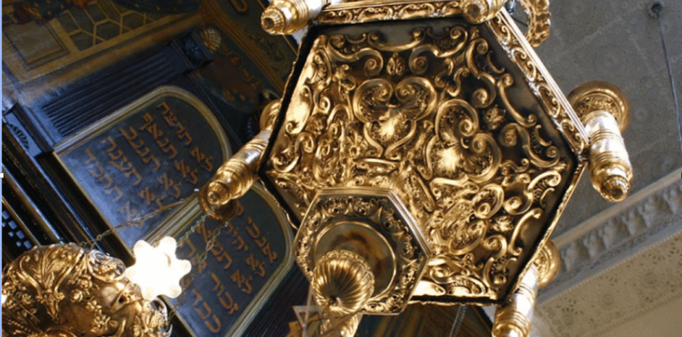 Explore the fascinating Jewish history of Tangier on this in-depth walking tour guided by a local specialist in Moroccan Jewish heritage studies. Journey through the heart of the old Mellah, visit two of the city’s most important synagogues—Moshe Nahon and Assayag (Beit Yehuda)—and pay tribute at the Jewish Cemetery, where generations of Jewish Tanjawis rest. Throughout the tour, you’ll hear meaningful stories, cultural insights, and lesser-known facts that bring this often-overlooked chapter of Moroccan history to life. Ideal for travelers seeking a deeper understanding of Tangier’s Jewish past.