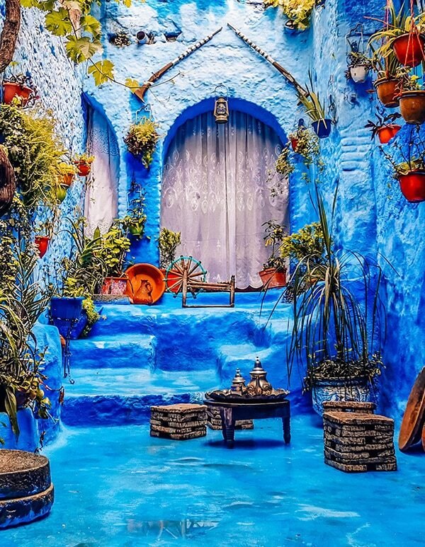 Explore Chefchaouen, Morocco’s enchanting Blue City. Wander its painted streets, enjoy mountain views, and discover local crafts.