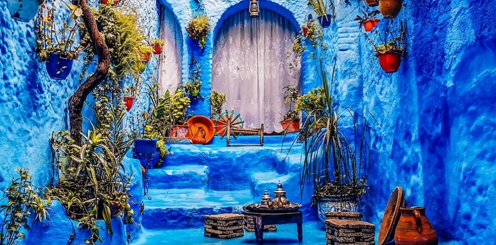 Explore Chefchaouen, Morocco’s enchanting Blue City. Wander its painted streets, enjoy mountain views, and discover local crafts.